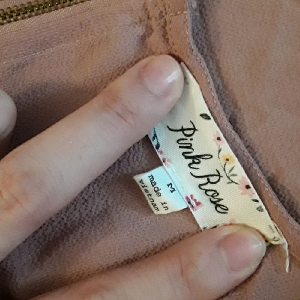 Pink blouse - Picture 3 of 3